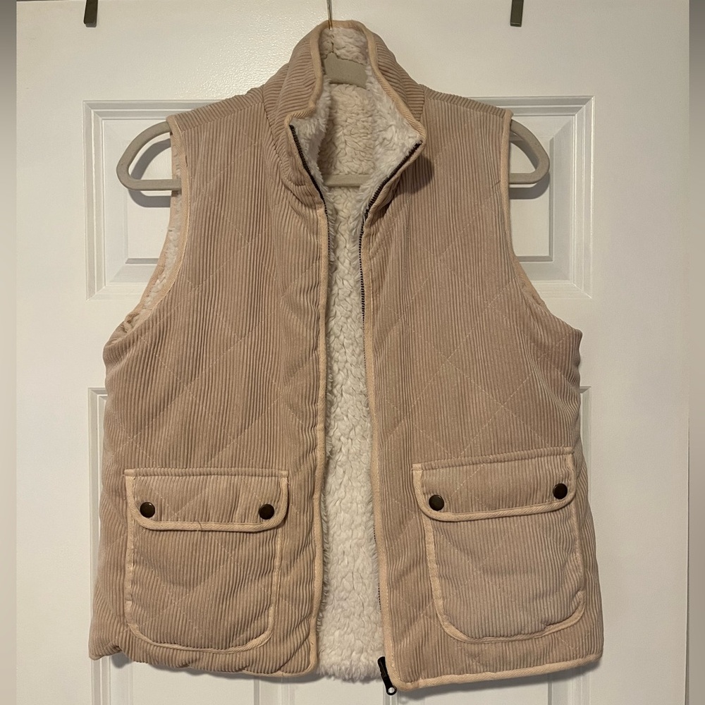 Women’s Reversible Corduroy Vest